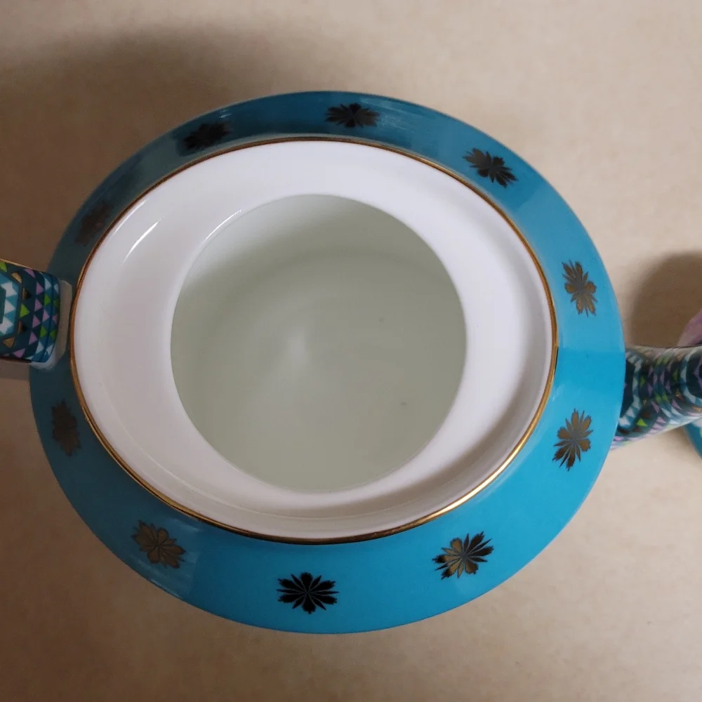 T2 Tea teapot NWT - Picture 6 of 7